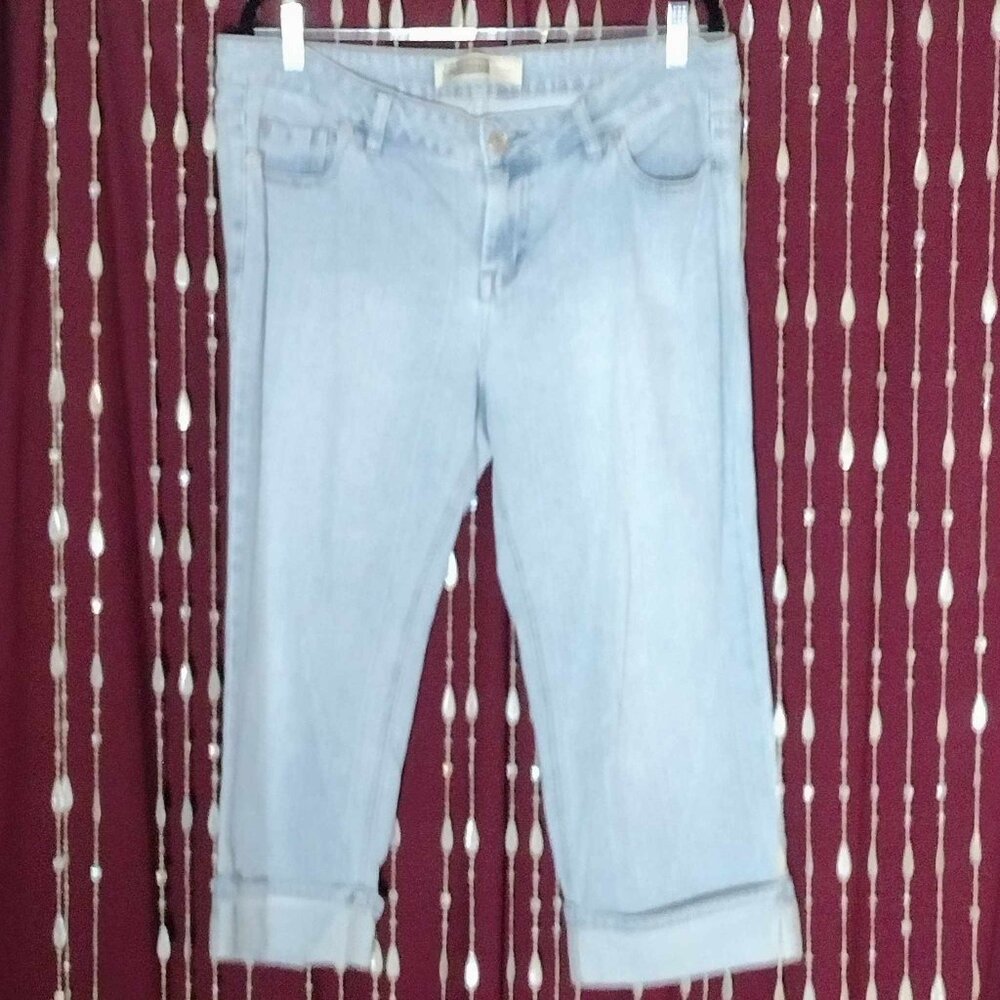 Size 13/14- Vintage Route66 Cuffed Capri Light Blue Jeans